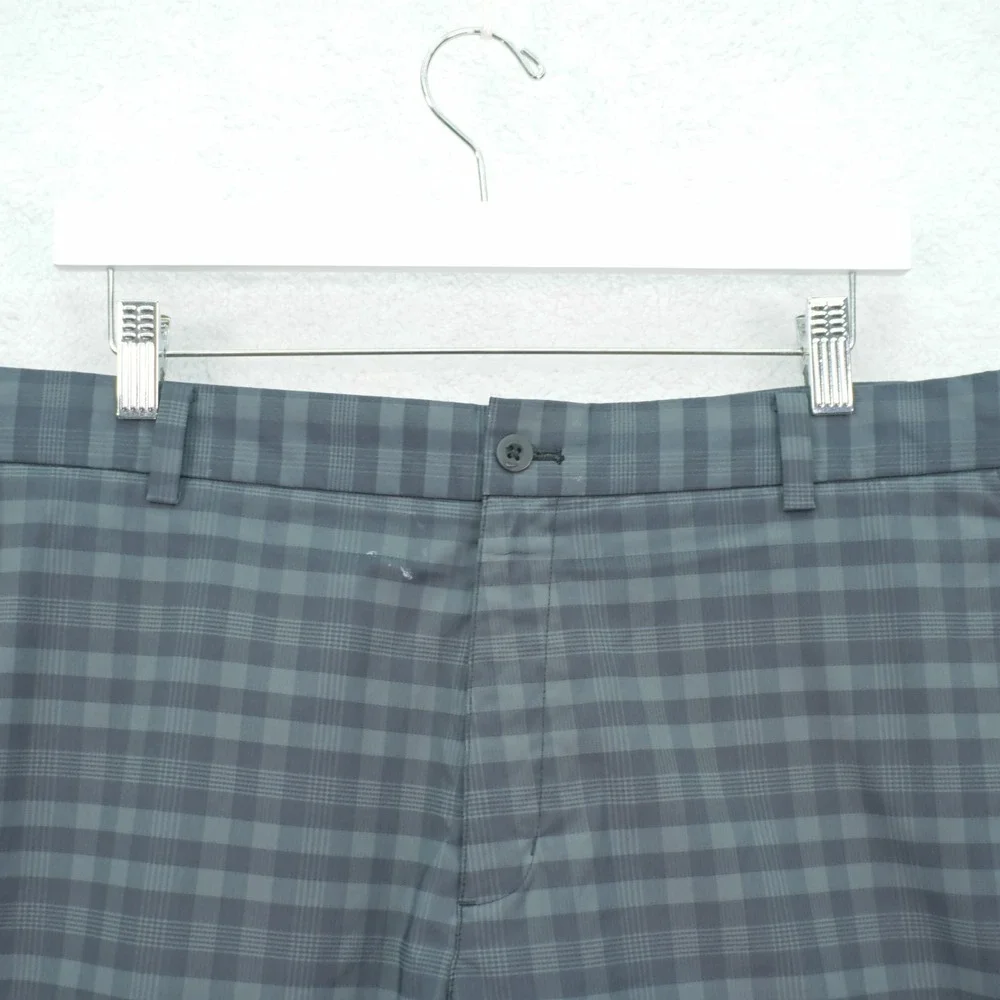 Nike GOLF -36 / 10- Dri-Fit CORE Gray Black Plaid Mid Rise Flat Front Shorts Pol